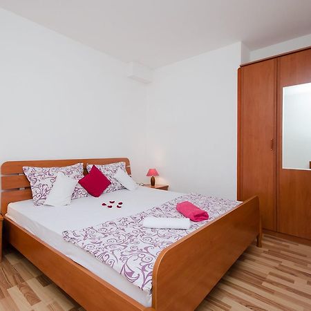 Apartments Krunoslav Punat Kültér fotó