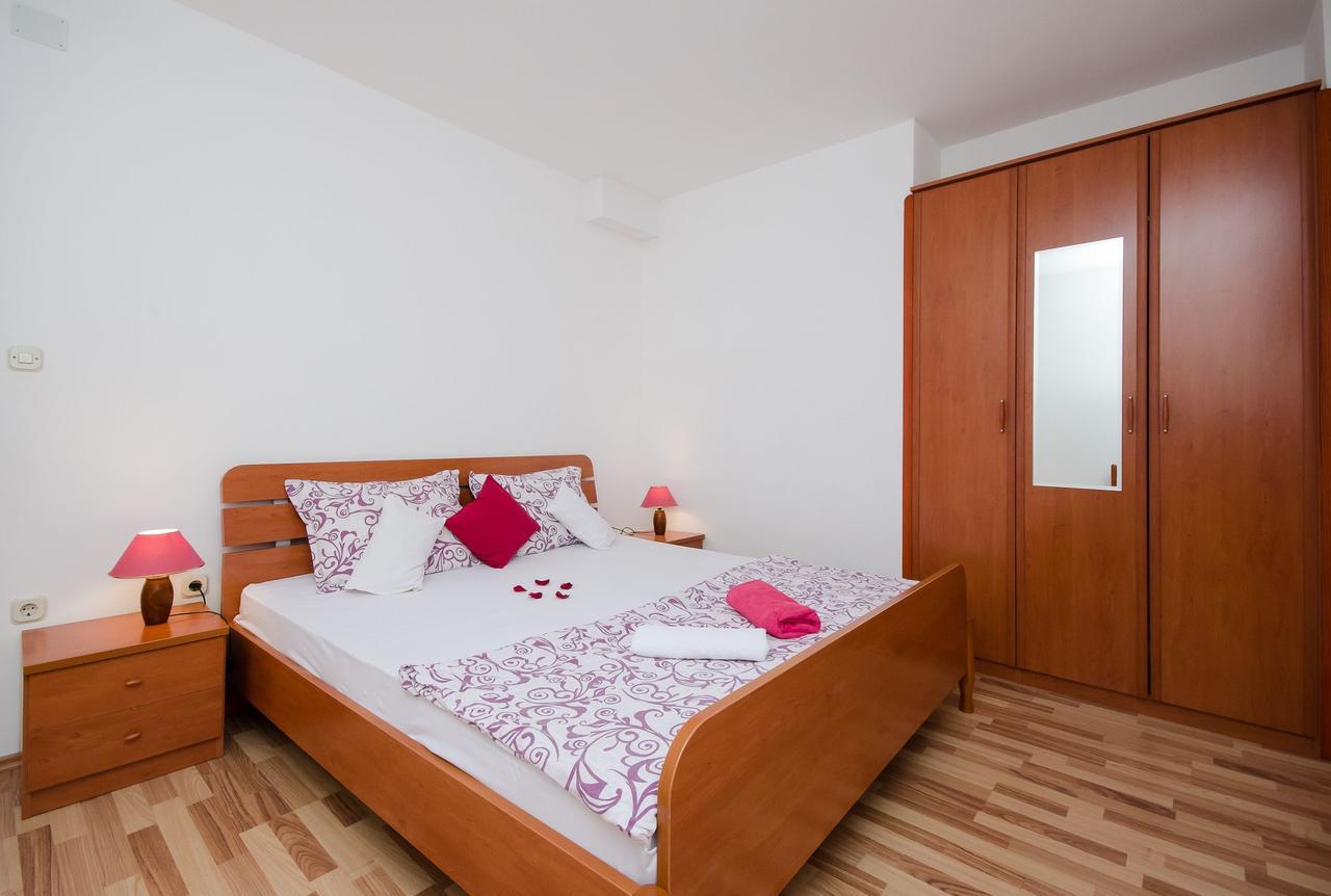 Apartments Krunoslav Punat Kültér fotó
