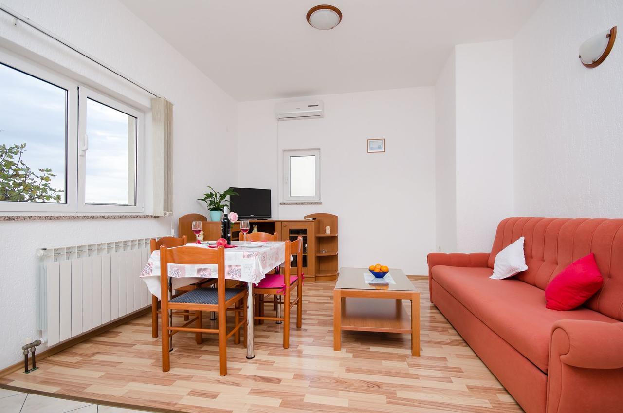 Apartments Krunoslav Punat Kültér fotó